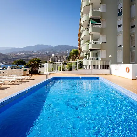Beachfront With Communal Swimming Pool And Parking * Radazul